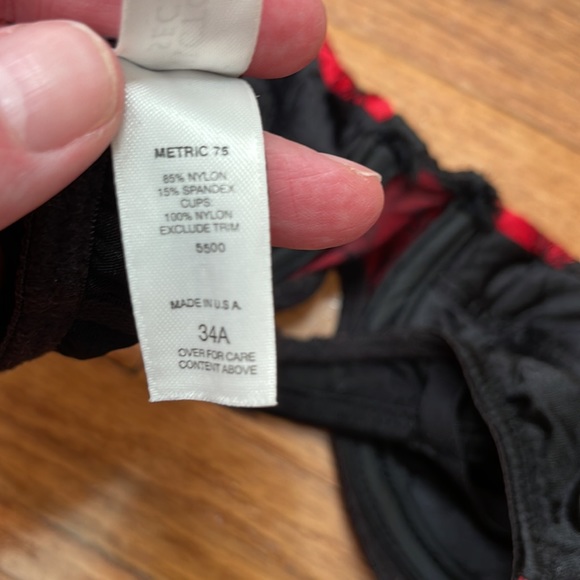 Victoria’s Secret Embroidered Demi Bra - Picture 16 of 16